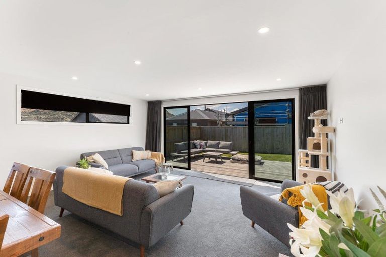 Photo of property in 82 Jack Hanley Drive, Jacks Point, Queenstown, 9371