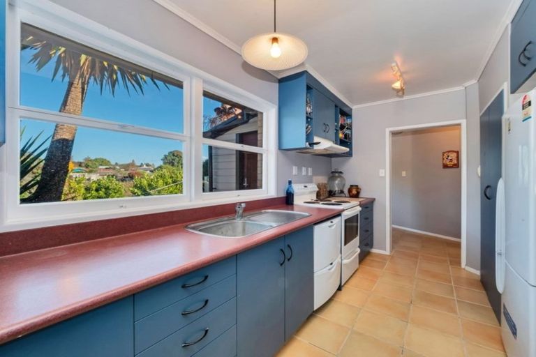 Photo of property in 12 Tui Street, Te Puke, 3119