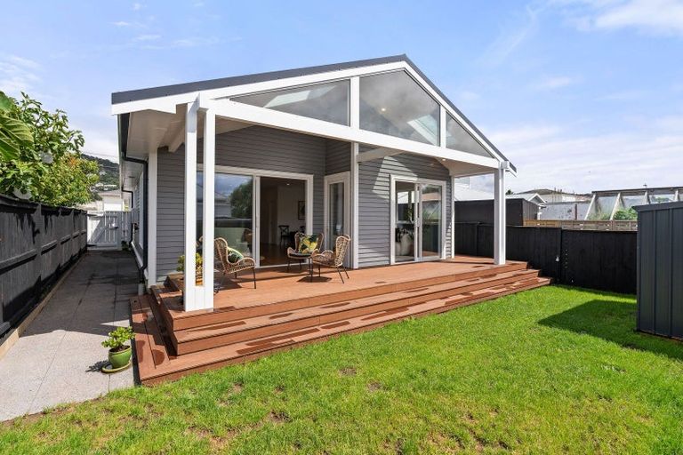 Photo of property in 21 Ross Street, Kilbirnie, Wellington, 6022