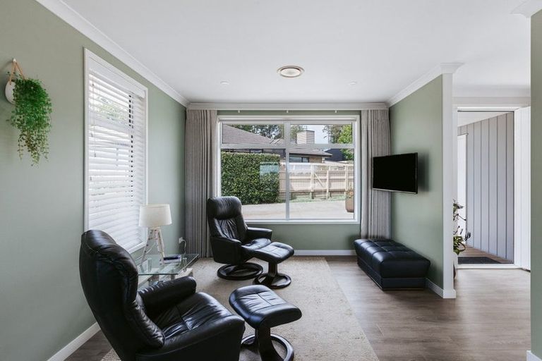 Photo of property in 5 Damien Place, Ohauiti, Tauranga, 3112