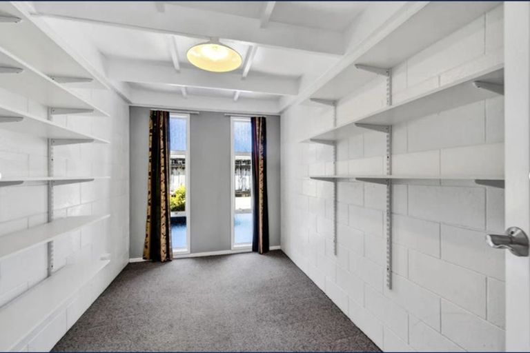 Photo of property in 13 Ambury Place, Merrilands, New Plymouth, 4312