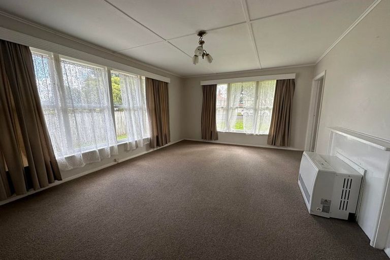 Photo of property in 29 Godley Street, Waterloo, Lower Hutt, 5011