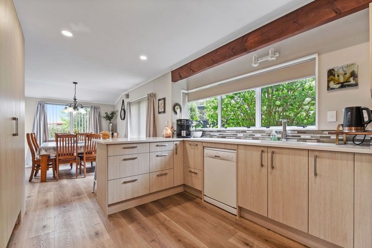 Photo of property in 34 Endeavour Avenue, Flagstaff, Hamilton, 3210