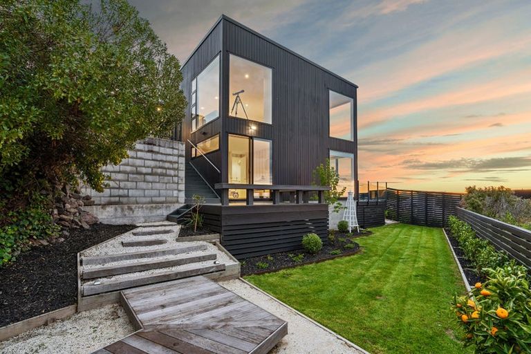 Photo of property in 175a Major Hornbrook Road, Mount Pleasant, Christchurch, 8081