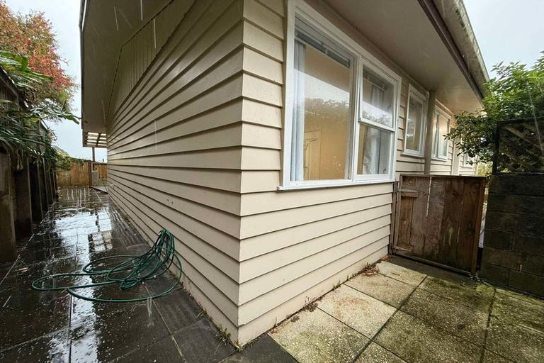 Photo of property in 16 Mission Street, Waterloo, Lower Hutt, 5011