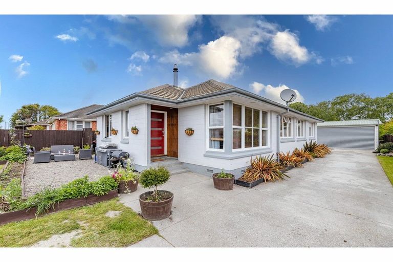 Photo of property in 153 Ohoka Road, Kaiapoi, 7630