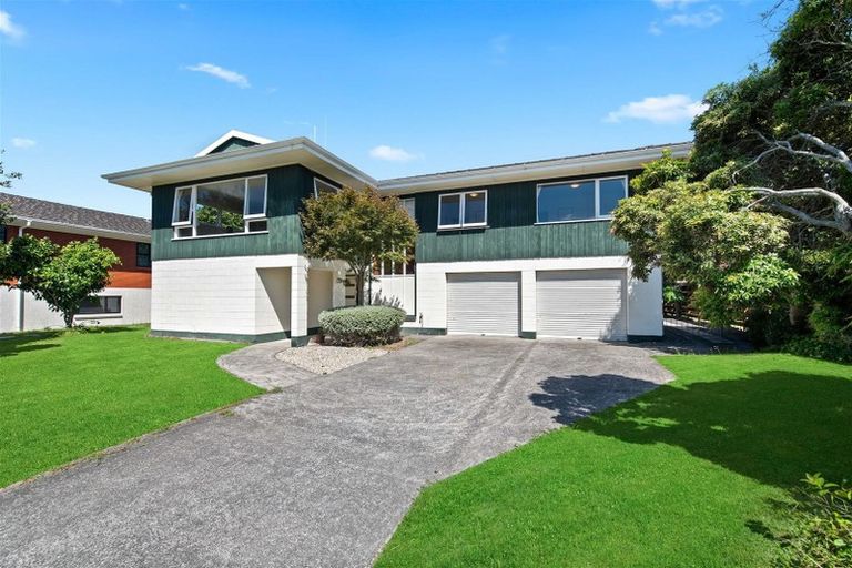 Photo of property in 34 Chedworth Avenue, Chedworth, Hamilton, 3210