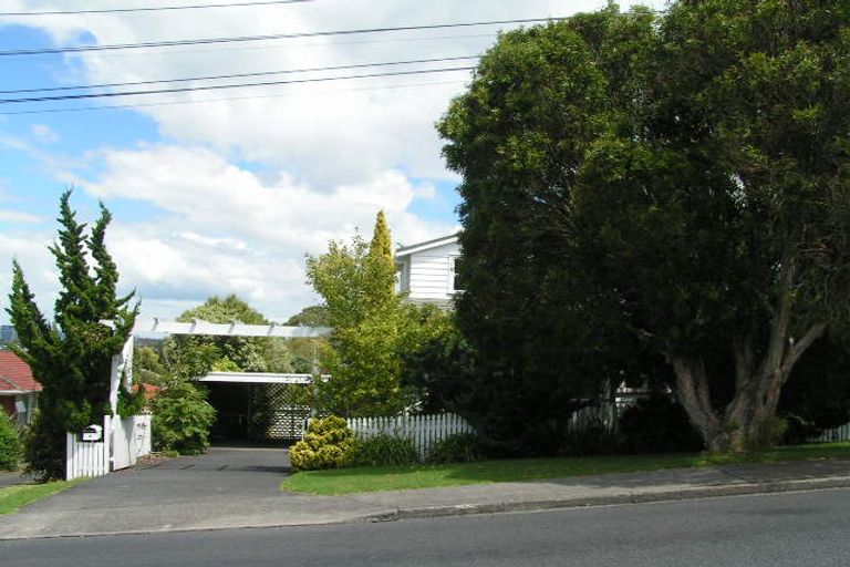 Photo of property in 1/13 Northboro Road, Hauraki, Auckland, 0622