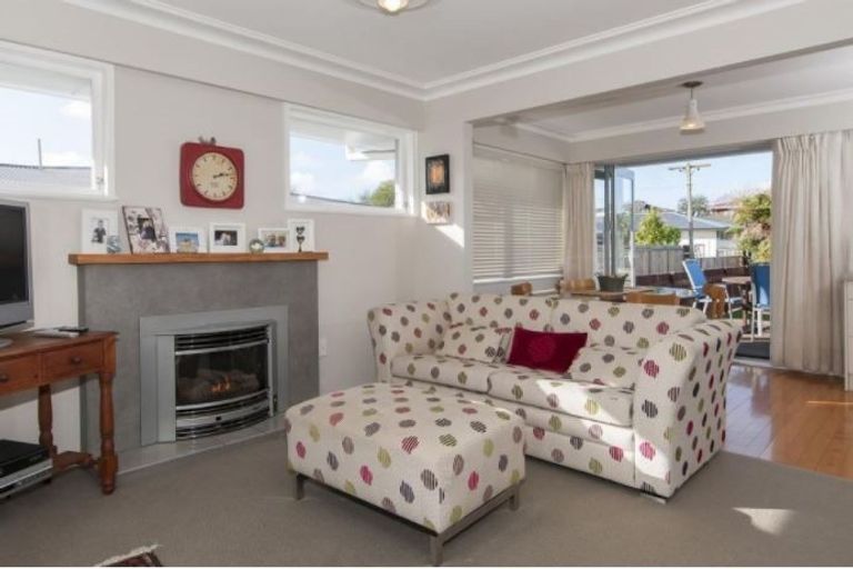 Photo of property in 50 Goods Road, Otumoetai, Tauranga, 3110