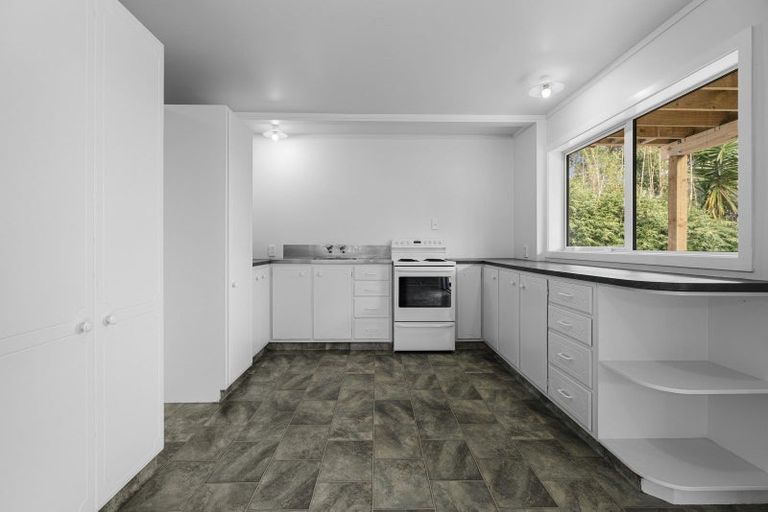 Photo of property in 8 Meander Drive, Welcome Bay, Tauranga, 3112