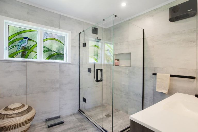 Photo of property in 15 Major Bridge Drive, Russell, 0272