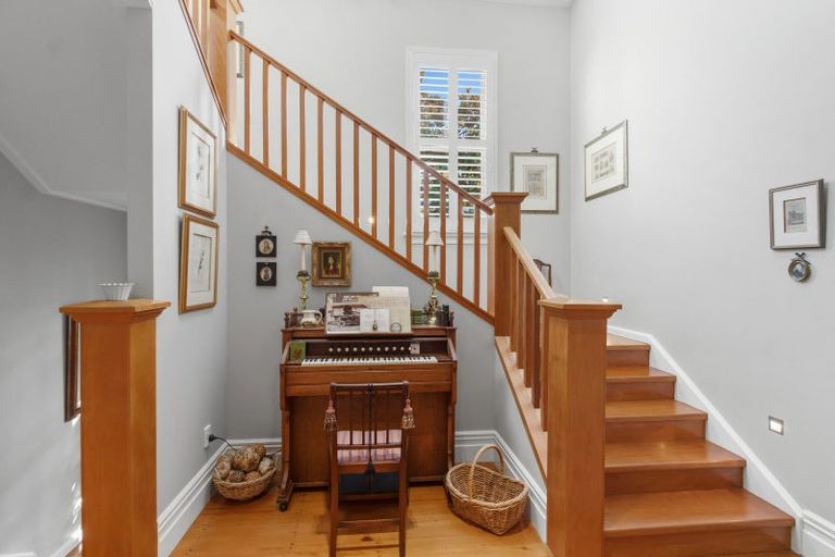 Photo of property in 10 Calliope Road, Devonport, Auckland, 0624