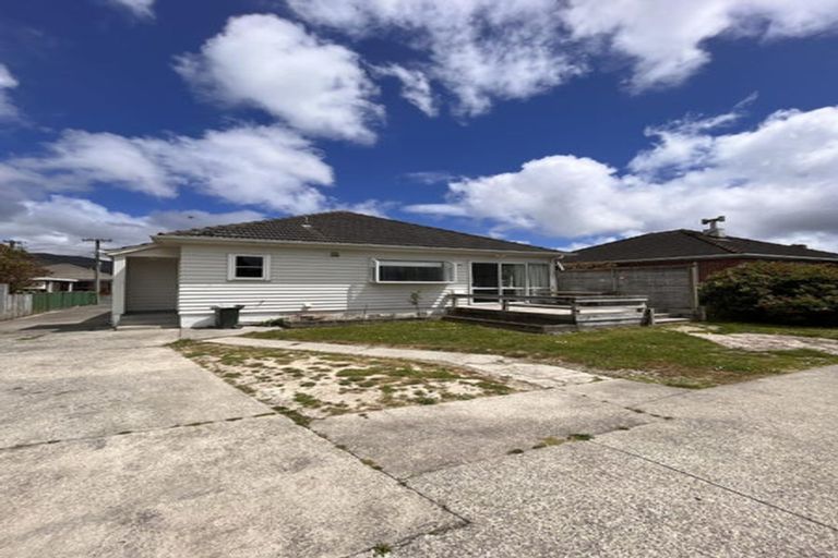 Photo of property in 43 Trinity Avenue, Epuni, Lower Hutt, 5011