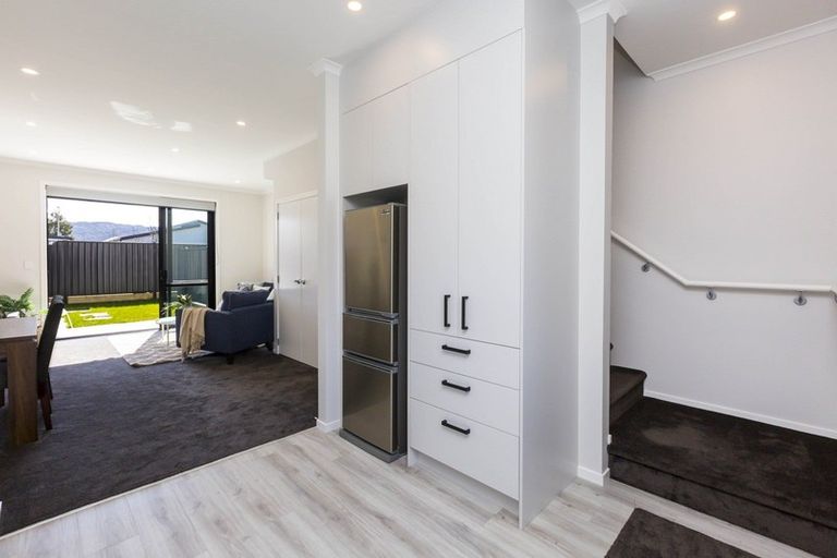 Photo of property in 13 Green Lane, Wallaceville, Upper Hutt, 5018