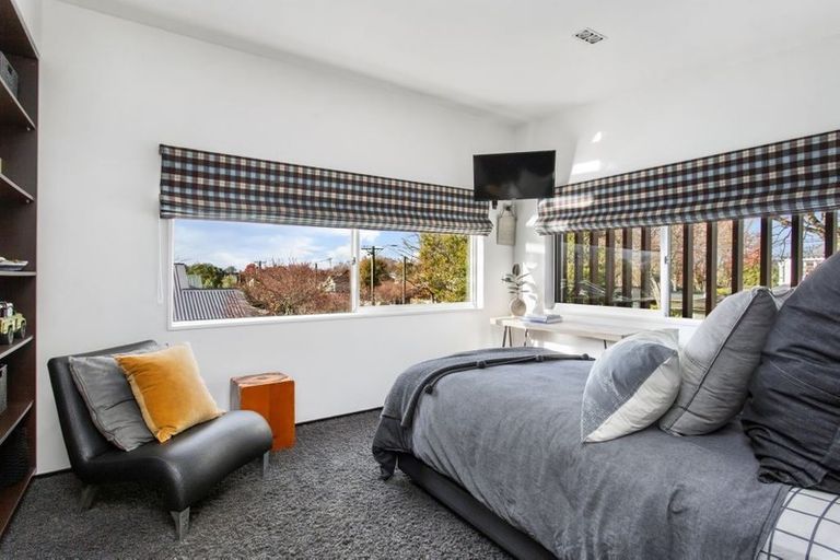 Photo of property in 53 Hawthorne Street, Strowan, Christchurch, 8052