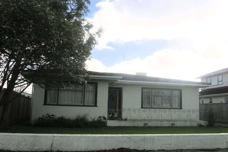 Photo of property in 19 Glasgow Street, Takaro, Palmerston North, 4412