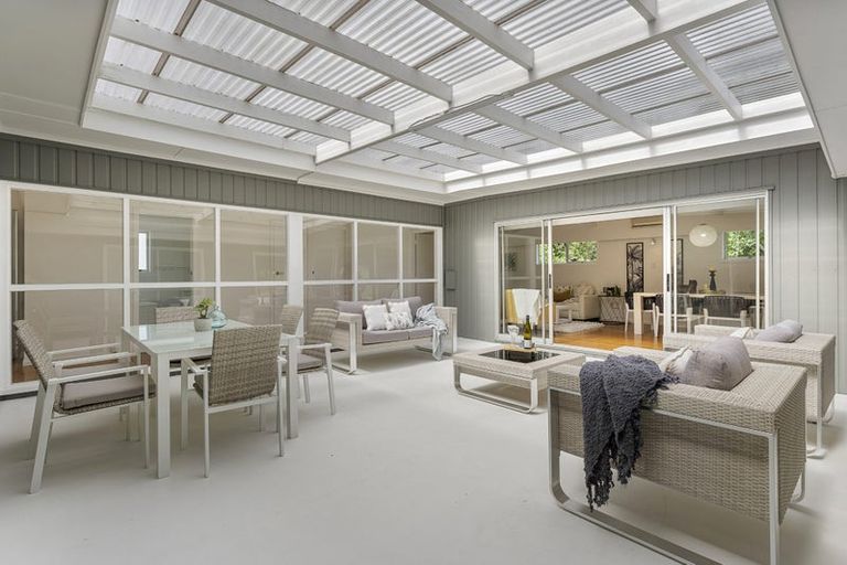 Photo of property in 3 Micawber Place, Mellons Bay, Auckland, 2014