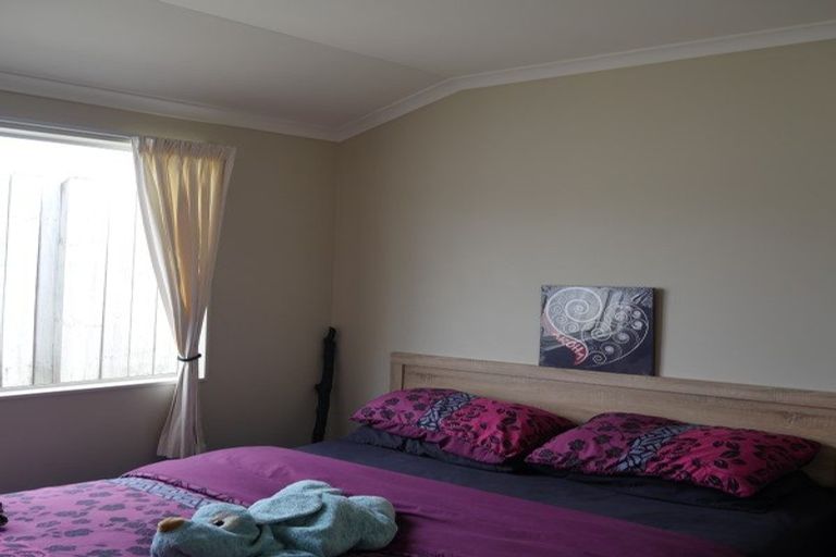 Photo of property in 17a Opapa Street, Titahi Bay, Porirua, 5022