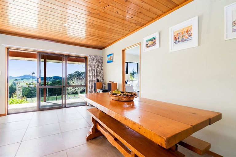 Photo of property in 211 Gray Road, Te Kamo, Kamo, 0185