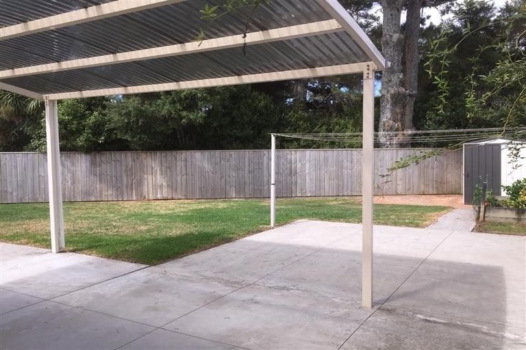 Photo of property in 39 Waimoko Glen, Swanson, Auckland, 0612