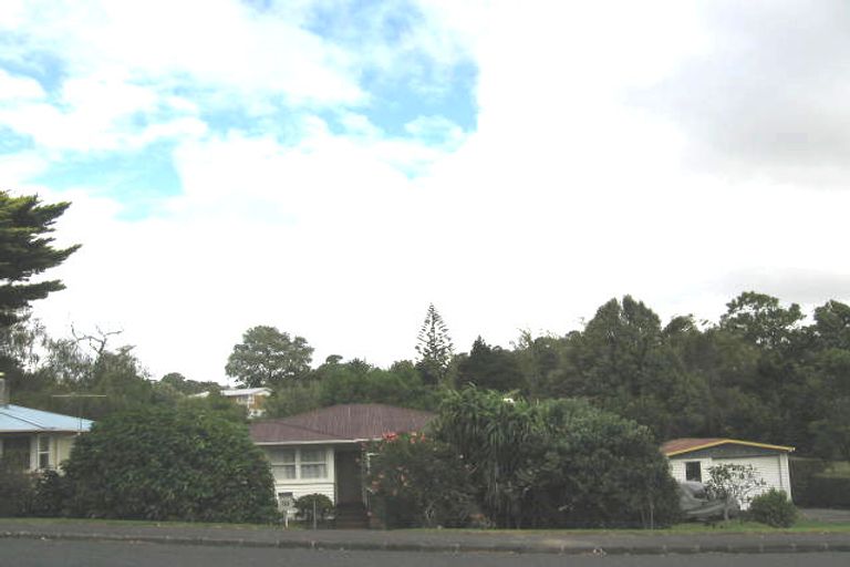 Photo of property in 83 Sunnynook Road, Forrest Hill, Auckland, 0620