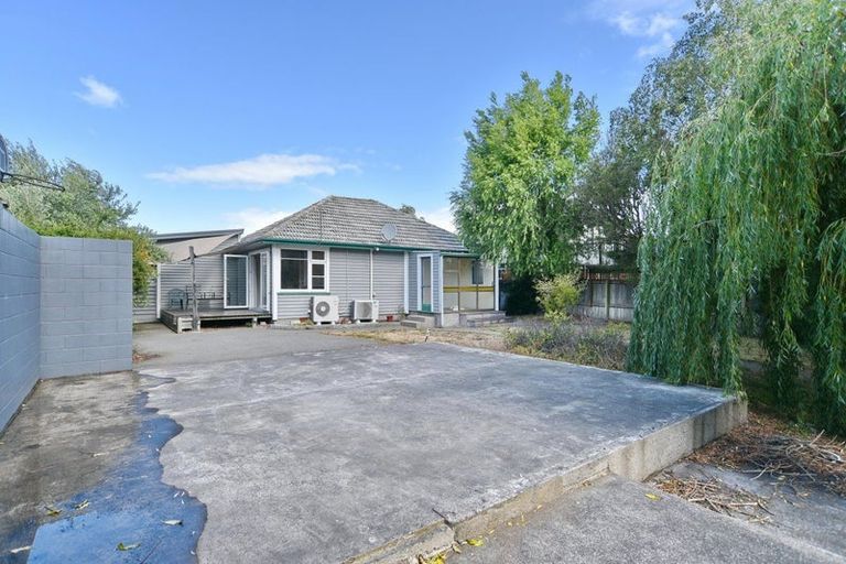 Photo of property in 27 Burwood Road, Burwood, Christchurch, 8083