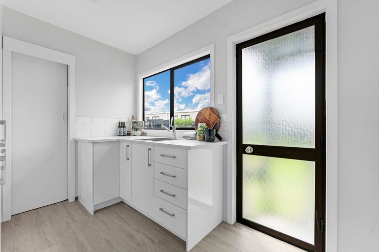 Photo of property in 7 Cooper Place, Papakura, 2110