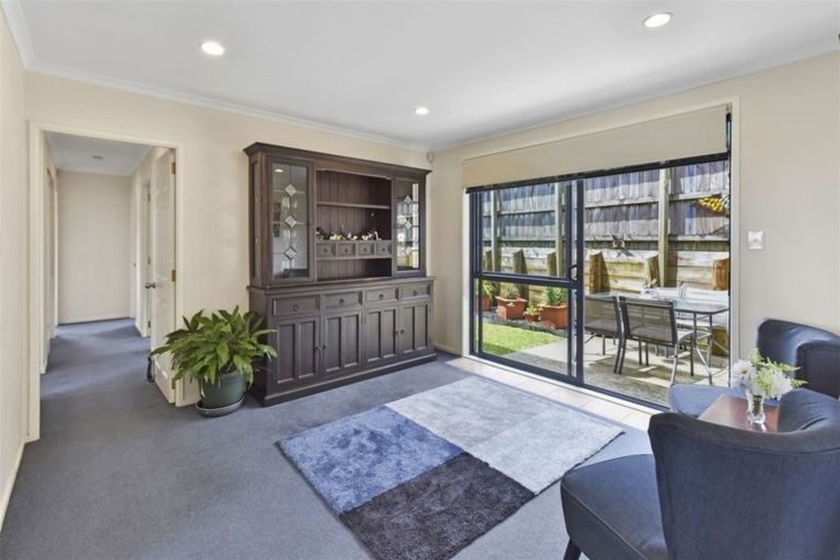 Photo of property in 19 Frederick Reece Drive, The Gardens, Auckland, 2105