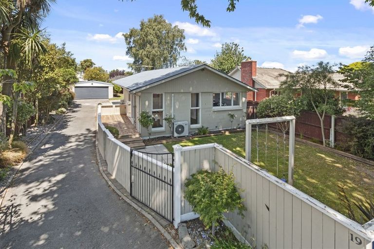 Photo of property in 19 Egmont Place, Bishopdale, Christchurch, 8051