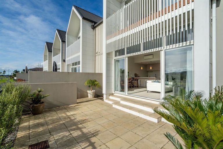 Photo of property in 249 Millwater Parkway, Silverdale, 0932