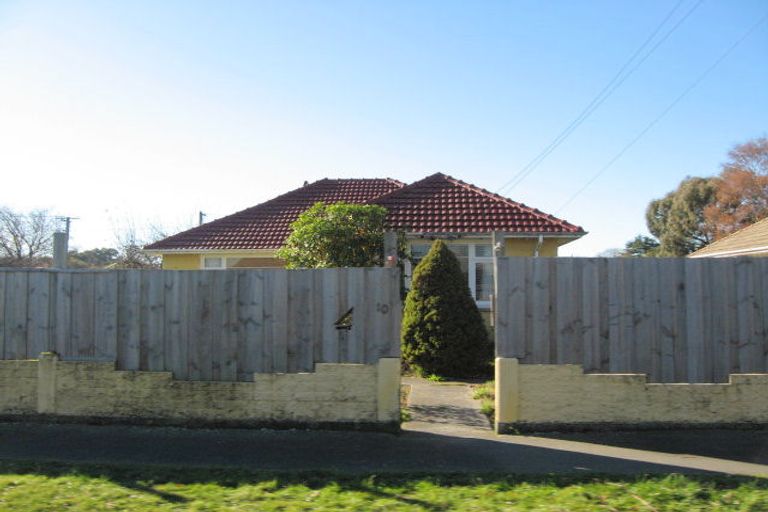 Photo of property in 10 Kinnaird Place, Hillmorton, Christchurch, 8025