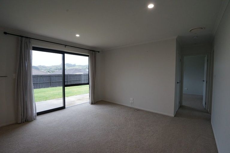 Photo of property in 66 Helenvale Crescent, Pokeno, 2402
