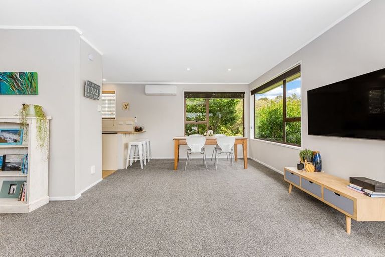 Photo of property in 9 Ayton Drive, Whitby, Porirua, 5024