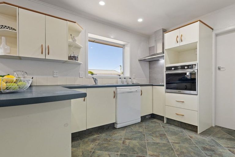 Photo of property in 26 Charlcott Street, Burnside, Christchurch, 8053