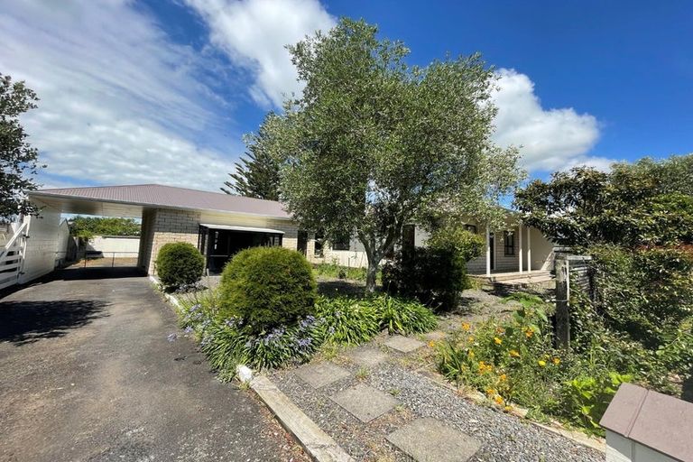 Photo of property in 35 Brown Street, Inglewood, 4330