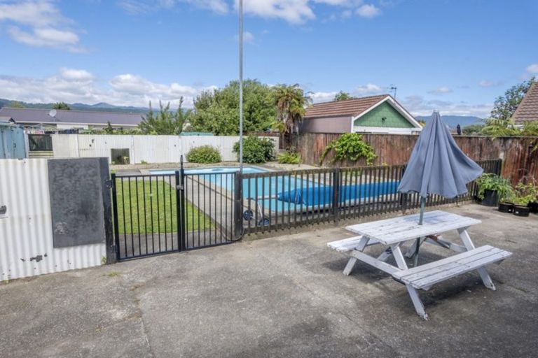 Photo of property in 162 Bartholomew Road, Levin, 5510