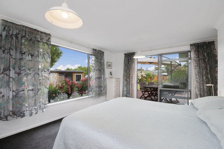 Photo of property in 8 Nursery Lane, Kinloch, Taupo, 3377