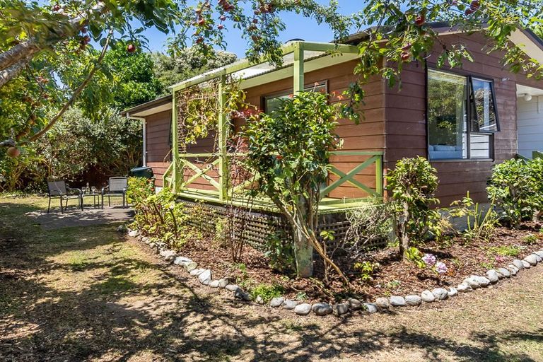 Photo of property in 169b Te Moana Road, Waikanae, 5036