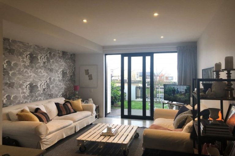 Photo of property in 216 Hobsonville Point Road, Hobsonville, Auckland, 0616