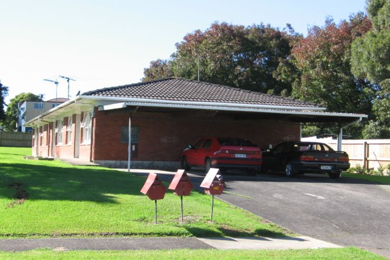 Photo of property in 1/1 Snell Place, Pakuranga, Auckland, 2010