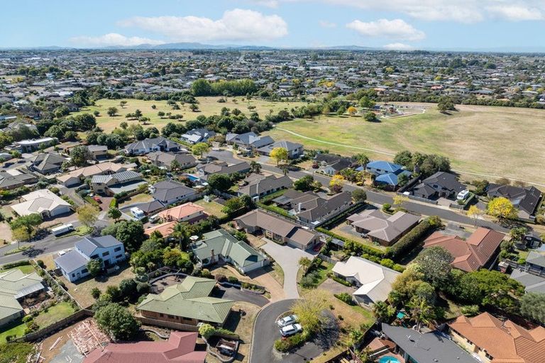 Photo of property in 7 Mcleod Mews, Rototuna, Hamilton, 3210