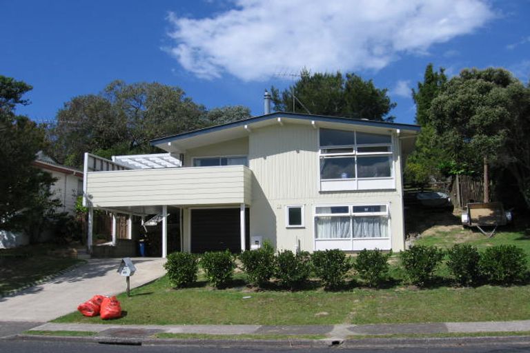 Photo of property in 68 Alexander Avenue, Torbay, Auckland, 0630
