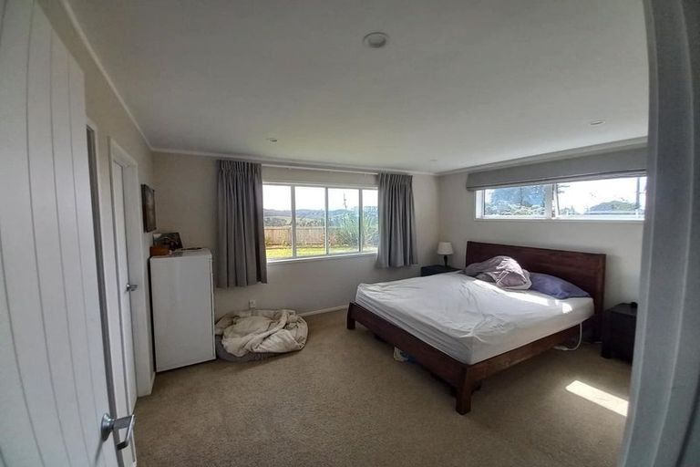 Photo of property in 159 Upper Orewa Road, Wainui, Silverdale, 0992