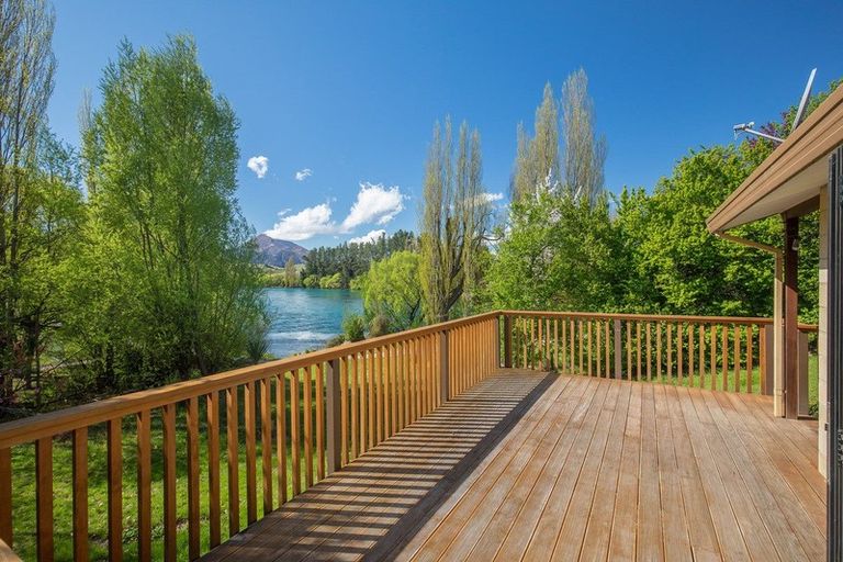 Photo of property in 68 Alison Avenue, Albert Town, Wanaka, 9305