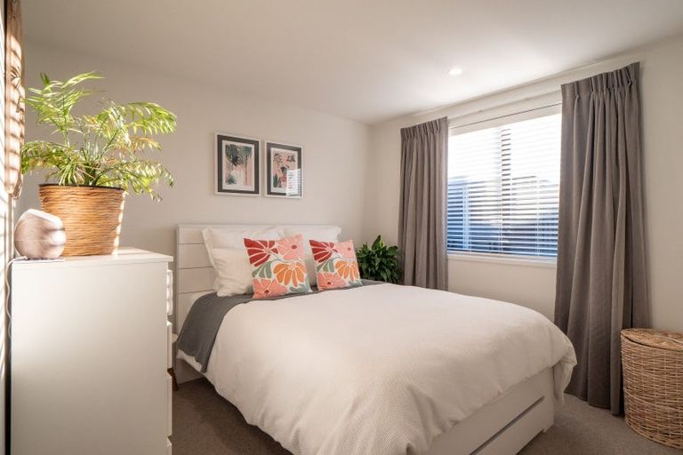 Photo of property in 46 Spur Ridge Rise, Jacks Point, 9371