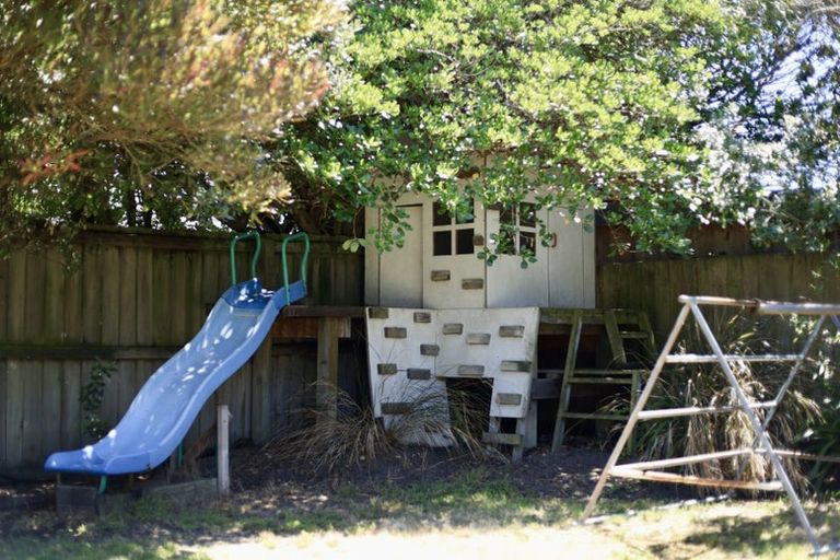 Photo of property in 443 Marine Parade, South New Brighton, Christchurch, 8062