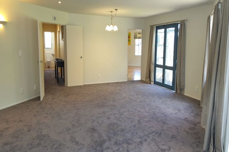 Photo of property in 9 Ridvan Grove, Ngaio, Wellington, 6035