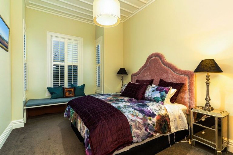 Photo of property in 16 Bond Street, Marton, 4710