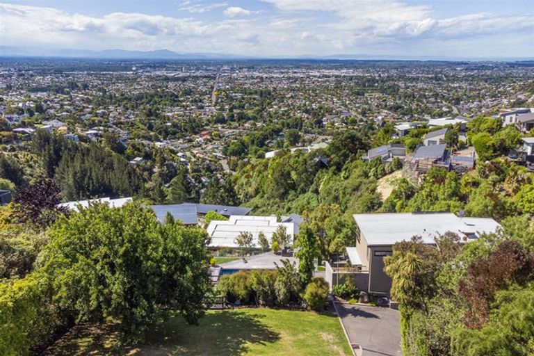 Photo of property in 133 Kidson Terrace, Cashmere, Christchurch, 8022