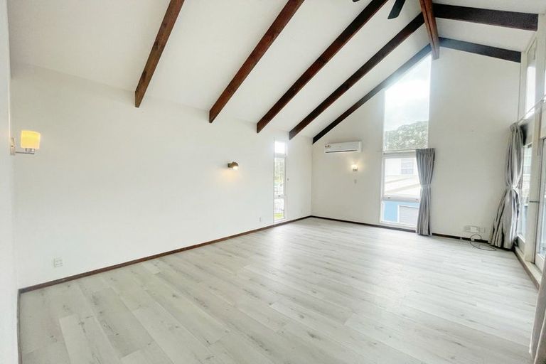 Photo of property in 2/22 Craig Road, Milford, Auckland, 0620